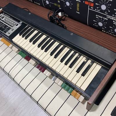 Roland SH-2000 mk 1, recapped and serviced! imagen 3