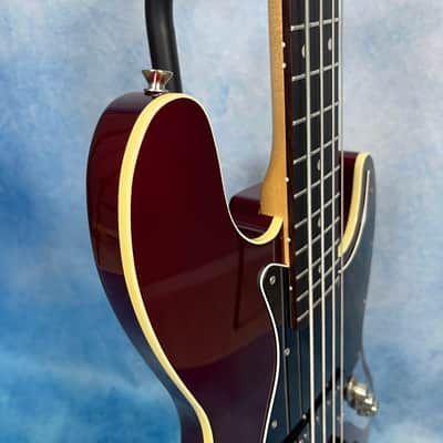 Fender AJB-M Aerodyne Jazz Bass Medium Scale Old Candy Apple Red, MIJ image 7