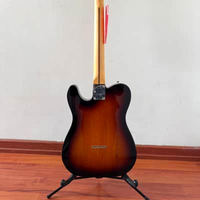 Fender Deluxe Nashville Telecaster 2019 - Sunburst image 2