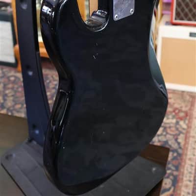Fender 90's Precision Bass Squier Series MIM - USED image 7
