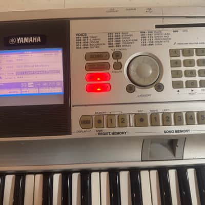 Yamaha DGX-505 88-key Arranger Keyboard image 5