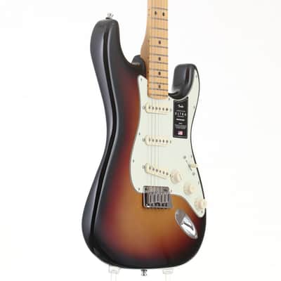 Fender USA American Ultra Stratocaster MF Ultraburst Fender [US21021971] (03/02) image 8