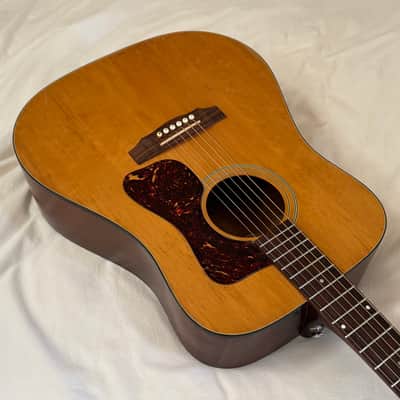 Vintage 1992 Guild D4-NT Dreadnought Acoustic Guitar (Martin D18 Killer) - Made in USA - Free Pro Setup image 3
