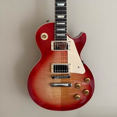 Gibson Lea Paul Standard Heritage Cherry Sunburst image 2