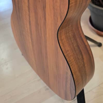 Martin Custom Shop 000-14 Hawaiian X Flame Koa Robert Armstrong Graphic Artwork USA American Auditorium Acoustic Guitar CASE QUEEN TIME CAPSULE Special Limited Edition image 7