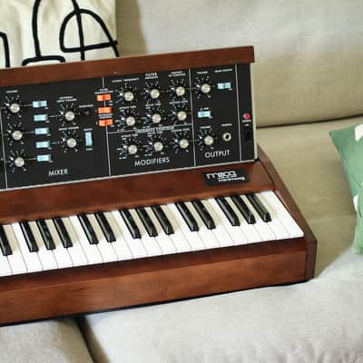 Moog Minimoog Model D Reissue 44-Key Monophonic Synthesizer (2022) 2022 - Present - Black / Wood image 5