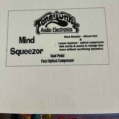 Tone Junkie mind squeezer Compressor Fuzz Two In One Tone Bender optical - Blue pink with box image 14