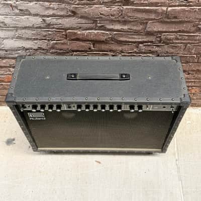 Roland JC-120 Jazz Chorus 120-Watt 2x12" Stereo Guitar Combo Amp image 10