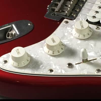 Vintage 1983 Fender Stratocaster JV Era 3 Bolt 70s Reissue Candy Apple Red Strat CBS Headstock Maple Neck 7.4 lb HSC image 2