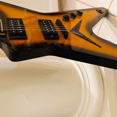 Dean MLX Sunburst, Excellent image 6