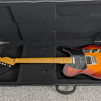 Fender Modern Player Telecaster Plus with Case