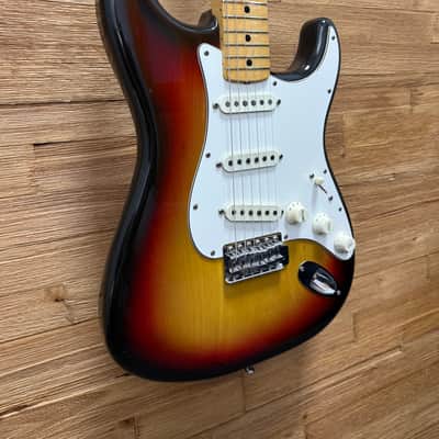 Fender Vintage Stratocaster Guitar -Maple Fretboard 1976- Sunburst- 10lbs w/non original pups + case image 4