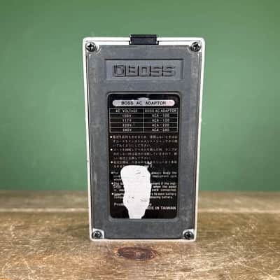 Boss GE-7B Bass Equalizer (Black Label) 1992 - 1995 - Brown image 3