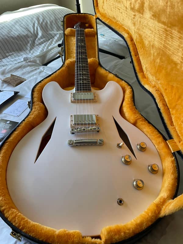 Gibson Custom Shop Dave Grohl Signature DG-335 Limited Edition 2025 - Alpine White #45 of 50