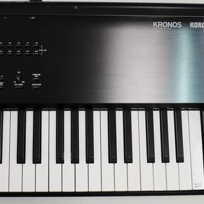 KORG KRONOS2 88 + Case Bild 5