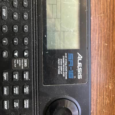 Alesis SR-16 Drum Machine 2010s - Black image 4