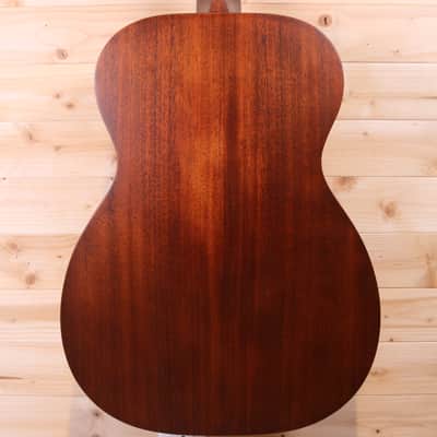 Martin USA 00-15M - Rosewood Fingerboard, Natural image 9