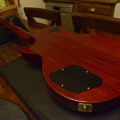 Gibson Les Paul Wine Red Guitar Gold Hardware Deluxe Tuners USA Case OHSC image 13