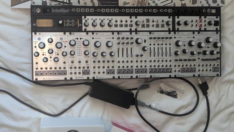 Mutable Instruments 4u 104hp Mutable Instruments Skiff ~2018-present image 1