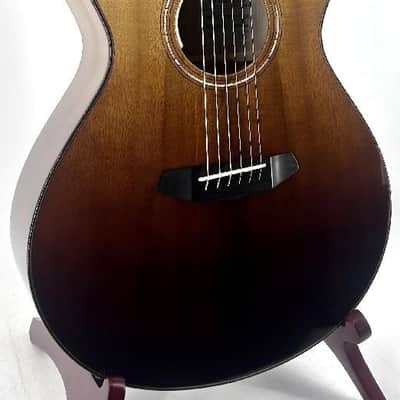 Breedlove Limited Edition Oregon Concert Sahara CE Acoustic Electric Guitar w/ Case image 3