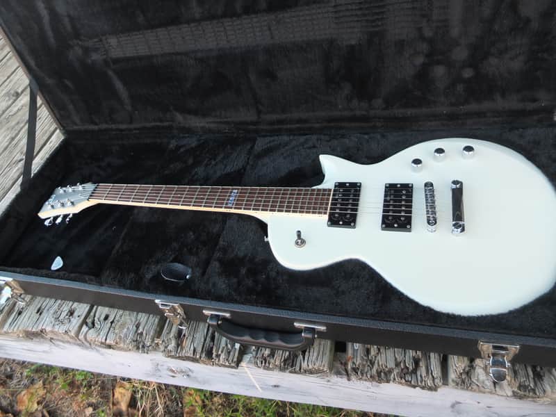 LTD By ESP EC200 Electric Guitar w/ Hardshell Case - Satin White image 1