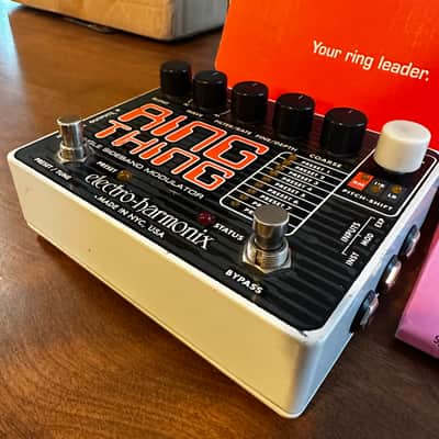 Electro-Harmonix Ring Thing Single Sideband Modulator 2010 - Present - Black / Red image 4