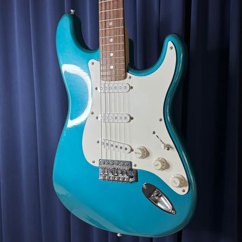 Fernandes Strat Copy - Teal image 1