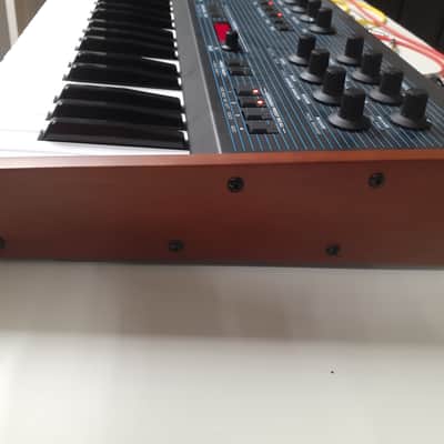 Behringer UB-Xa 16-Voice 61-Key Synthesizer 2023 - Present - Blue with Wood Sides image 4