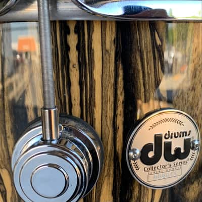 ~WOW!~ DW Collector's Series Maple VLT 6.5x14 Snare Drum in Exotic Ivory Ebony Veneer with Chrome Hardware (Rm 4) image 9