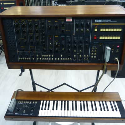 Korg PS-3200 Programmable Polyphonic Synthesizer + PS-3010 Keyboard  + PS-3001 60 pin cable