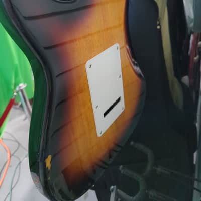 Squier Stratocaster 2025 - Burst image 4