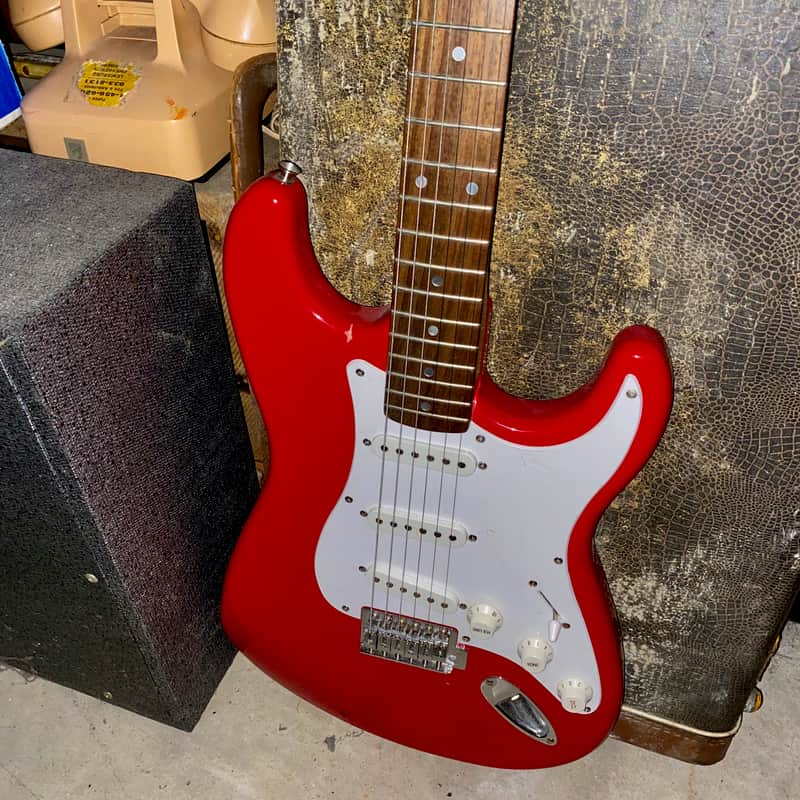 1998 Squier Stratocaster Red