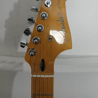 Fender Player Plus Meteora HH 2022 - Present - Silverburst image 5