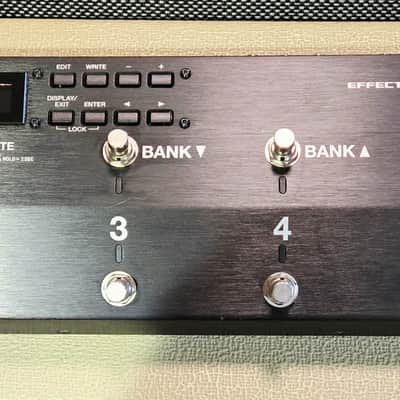 Boss ES-8 Effects Switching System | Reverb