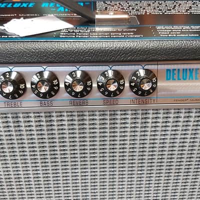 Fender '68 Custom Deluxe Reverb 2-Channel 22-Watt 1x12" Guitar Combo image 5