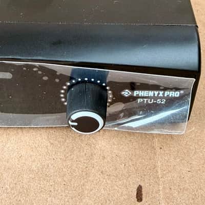 Phenyx Pro PTU-52 Dual Handheld Wireless Microphone System image 4