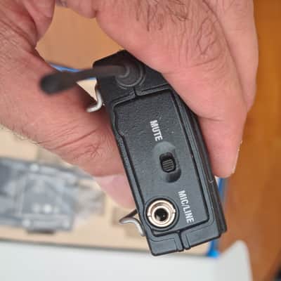 Sennheiser 🎙️ Sennheiser ew 122P G4-E Lavalier Set | ME4 | Wireless | Diversity | 3.5mm | Like New image 8