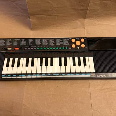 Casio  Tone Bank PT-88 32Key keyboard Synth 80s - Black Very Good Condition in Box with Users Manual booklets