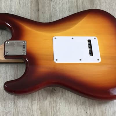 Fender Squier Bullet Stratocaster Sunburst image 12