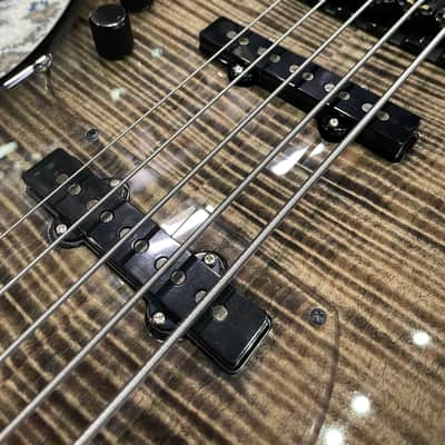 Miura Guitars USA MB-2 5st 5A Flame Maple / Ash / Dark roasted flame maple Fertboard 5 strings Hi-end Jazz Bass guitar image 8