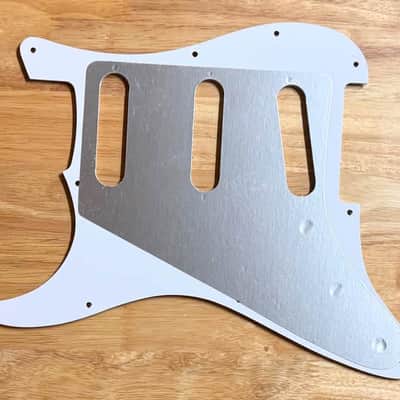 Stratocaster Pickguard, 11-Hole, 3-Ply White image 2