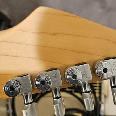 Fender Stratocaster Plus 1988 - Vintage white image 13