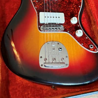Fender Jazzmaster 1964 - 3 tone Sunburst Excellent! image 3