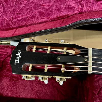 Taylor Spring Limited Edition Grand Concert Acoustic-Electric Guitar 2010 - Natural image 7