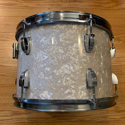 Ludwig Tom Drum 1976 13” x 9” - White Mother of Pearl image 3