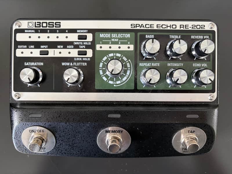 Boss RE-202