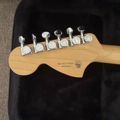 Fender Deluxe Roadhouse Stratocaster with Pau Ferro Fretboard 2018 - 2021 - Mystic Ice Blue image 5