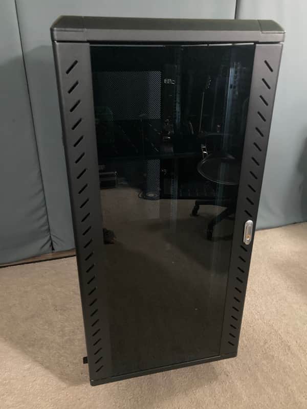 Startech RK2536BKF 25U Rack image 1
