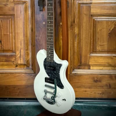 JHG James Hood Guitar SS-101 2017 - Pearl White Metallic image 3