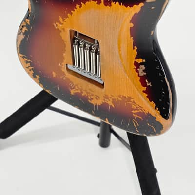 Fender Mike McCready Signature Stratocaster 2023 - Present - 3-Color Sunburst Relic image 8